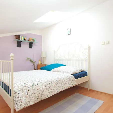 Holiday home Fuer 6 Personen Ca 90 Qm In Pula, Istrien Istrische Riviera